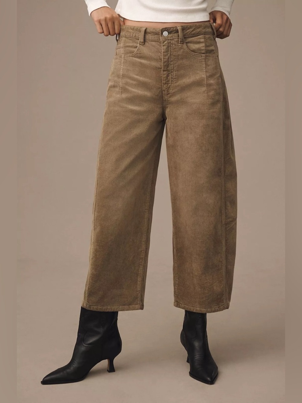 Pilcro The Kenna Heritage Mid-Rise Barrel Jeans Corduroy Edition In Green